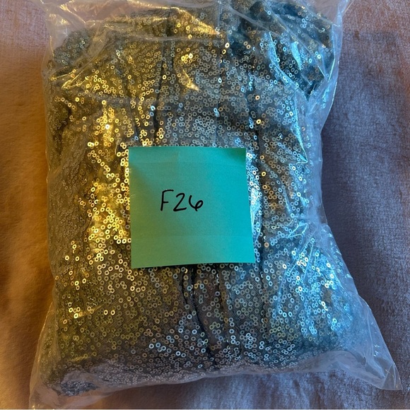 NWOT silver sequined sleeveless prom dress lace up back side slit size 2 - Picture 12 of 12